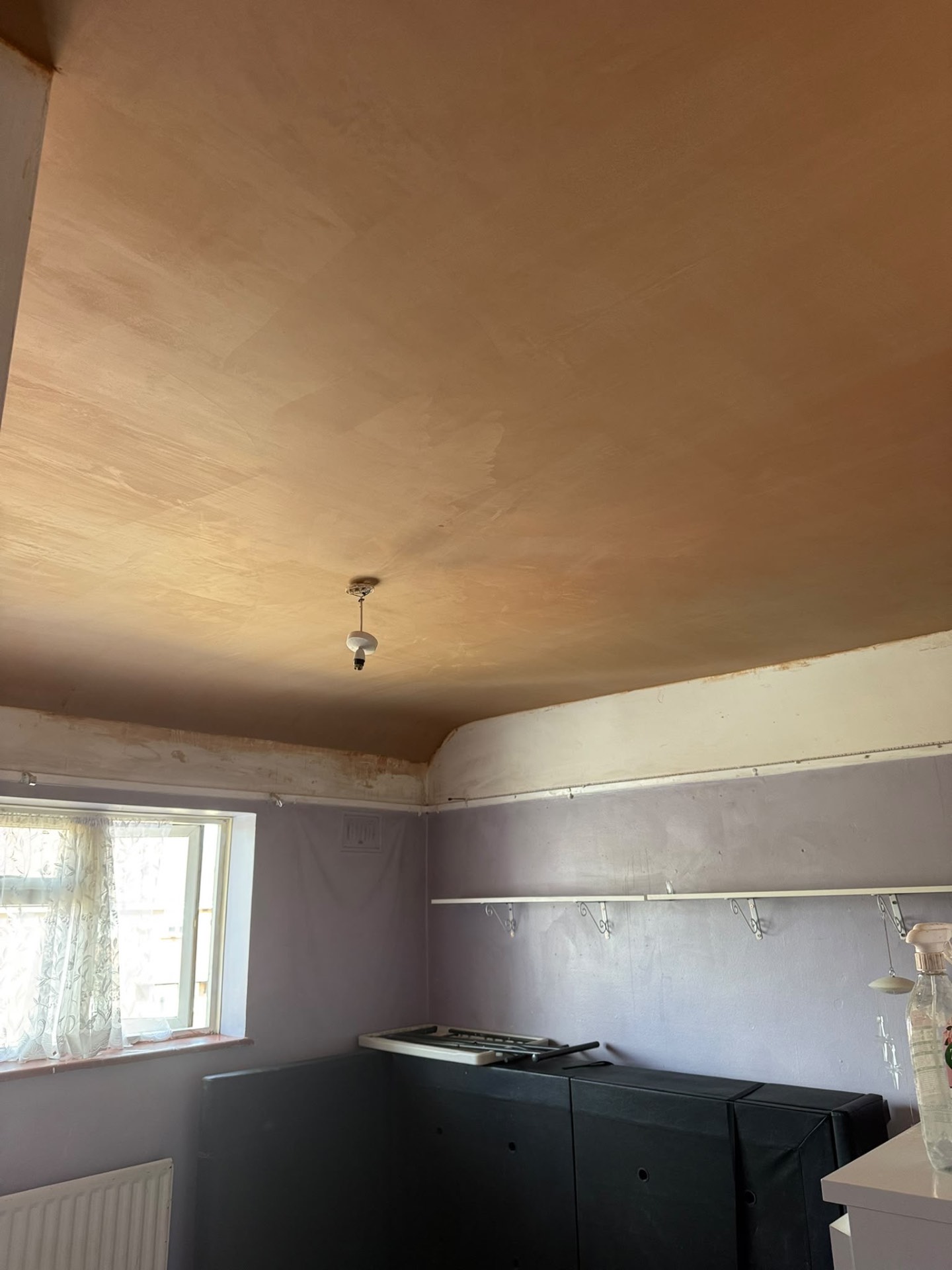 Smooth plastered ceiling finish